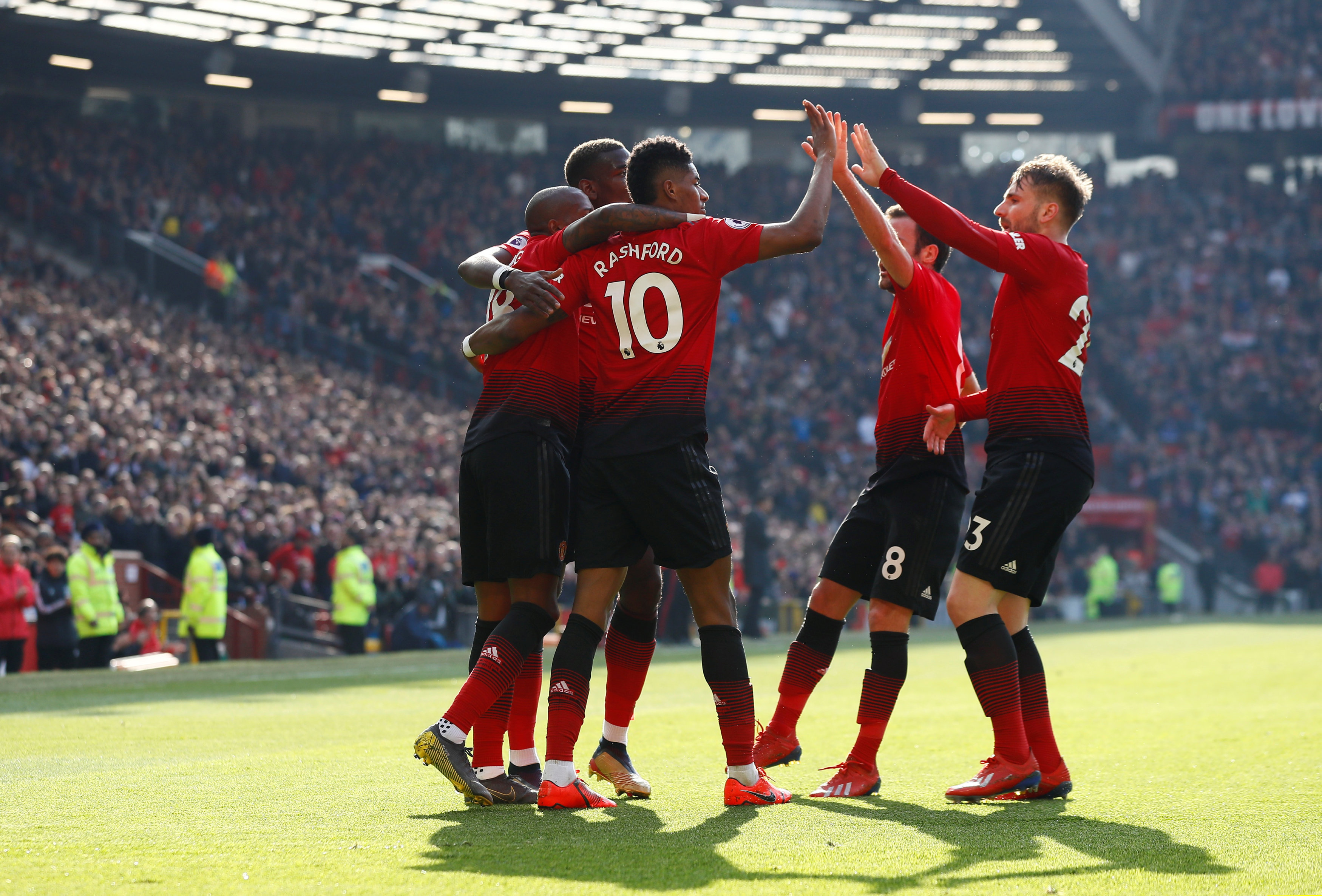 通过在欧洲 通过在欧洲